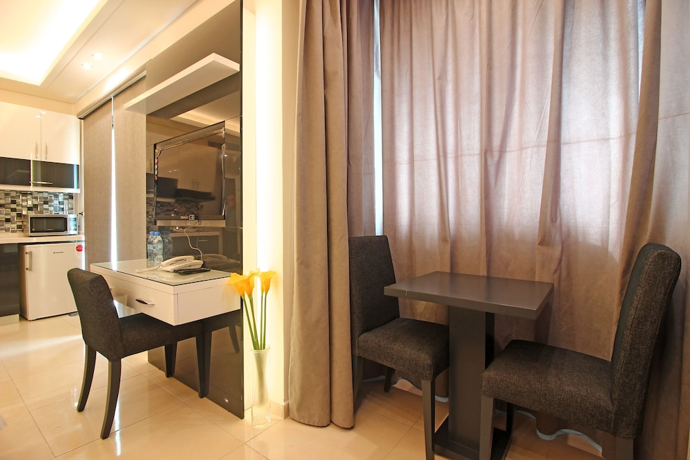 Palm Ville Suites 34/46