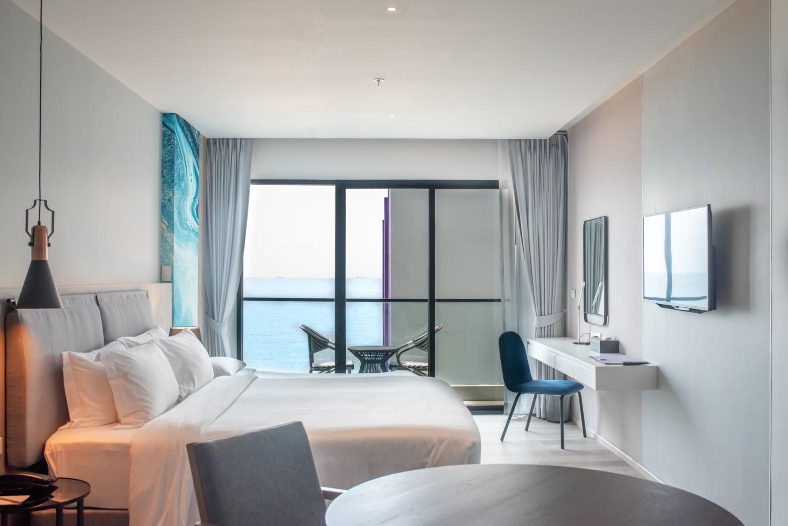 Family, King Bed, Sofa, Fortune Saeng Chan Beach Rayong 2/2