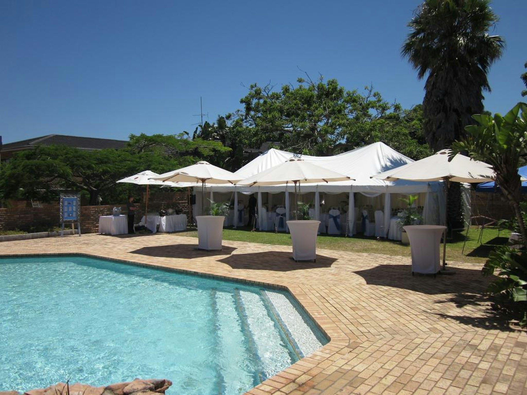Blue Lagoon Hotel and Conference Centre 20/21