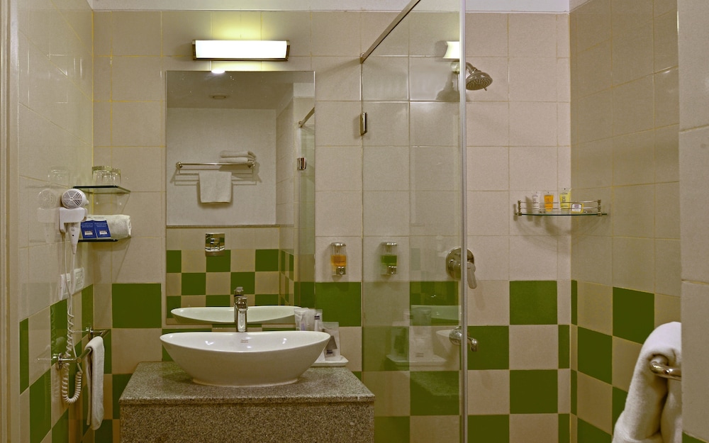 Nirwana Hometel Jaipur A Sarovar Hotel 50/50