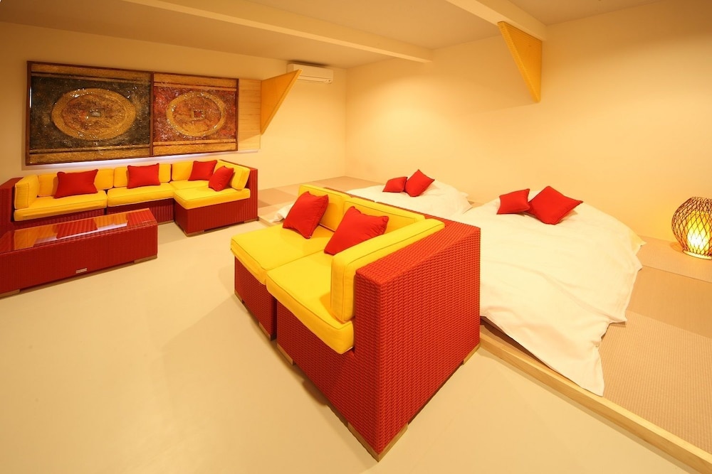 The Hotel Shirahama Onsen 15/23