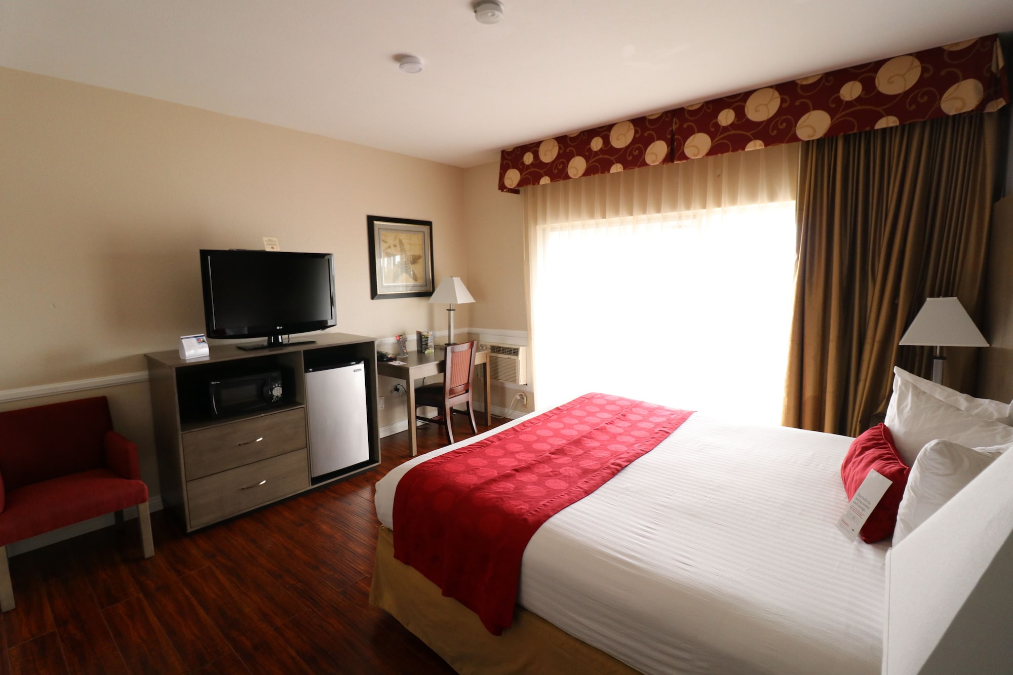Room at Ramada by Wyndham San Diego Airport, SAN DIEGO - CA