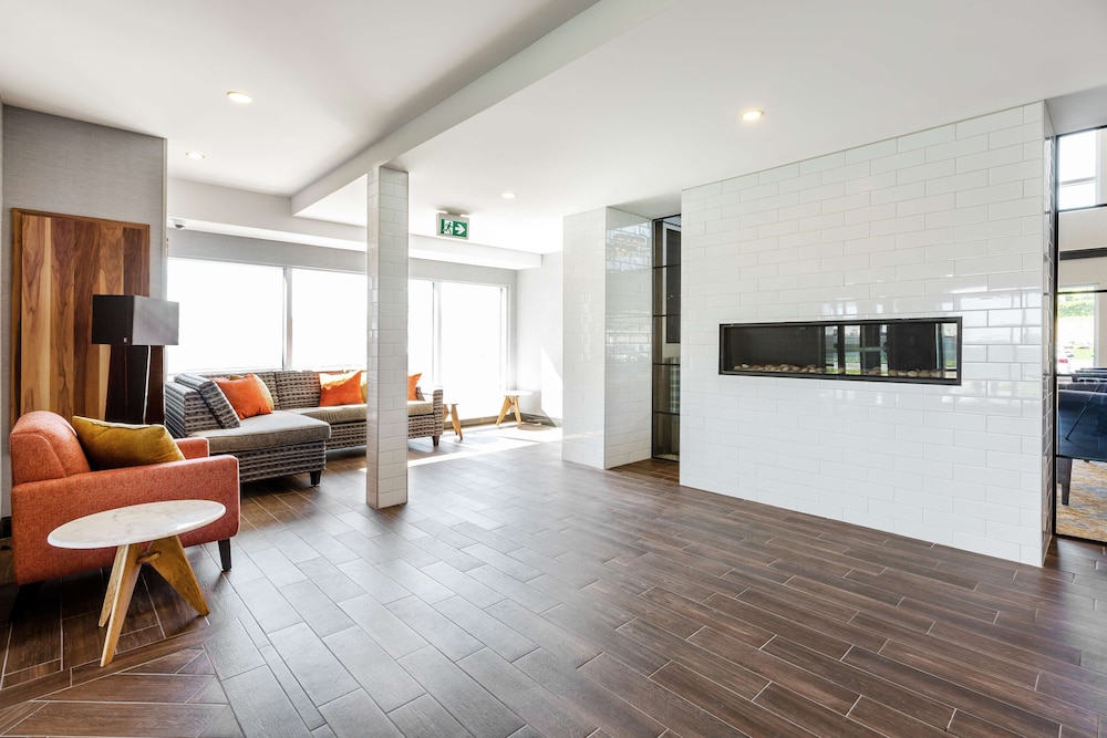 Hampton Inn Suites By Hilton Beauport Quebec 30/48