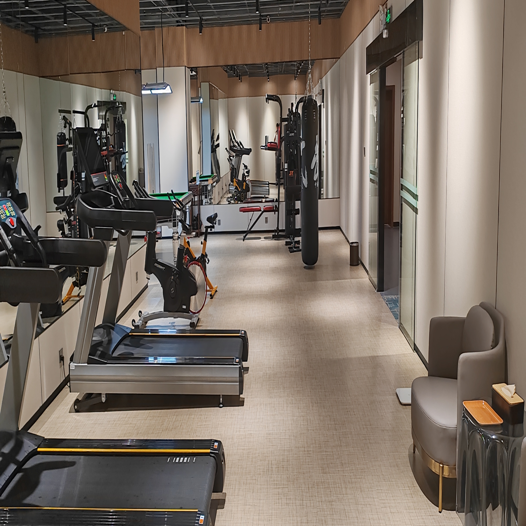 JI Hotel (Shenzhen North Railway Station) 33/45