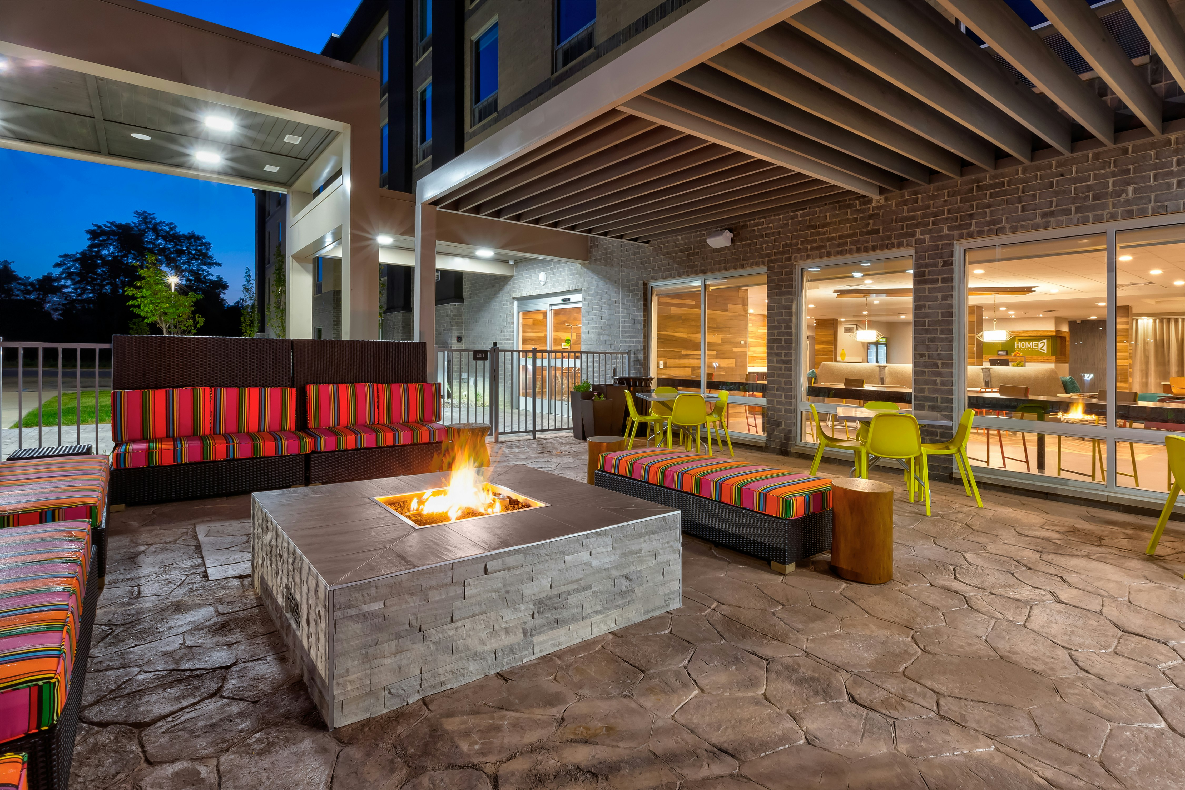 Home2 Suites by Hilton Grand Blanc Flint, MI 15/18