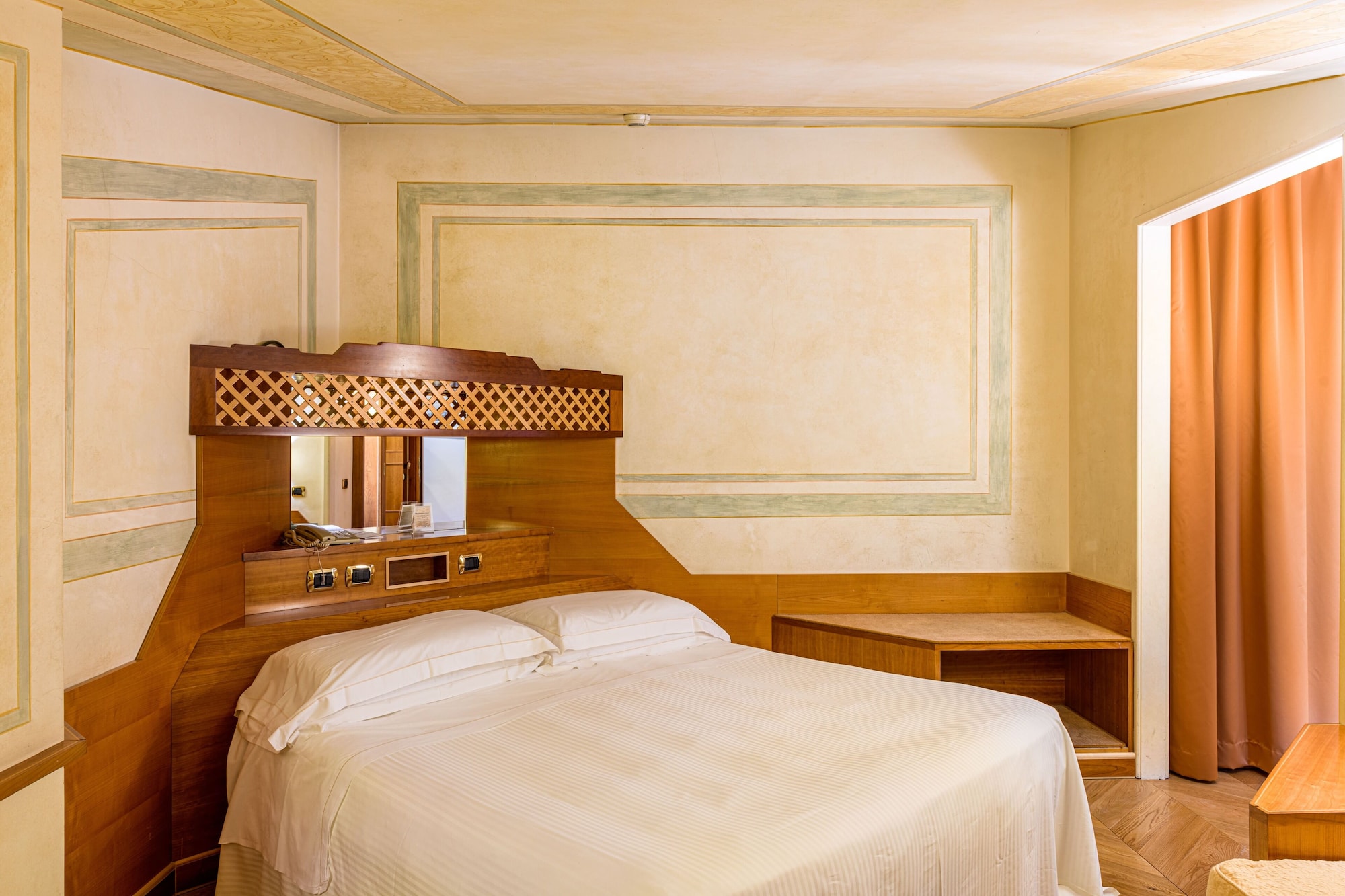 غرفة مفردة بسرير كوين، Hotel Sant' Anna 3/7