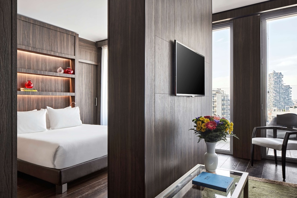 Hyatt Centric Milan Centrale 24/78