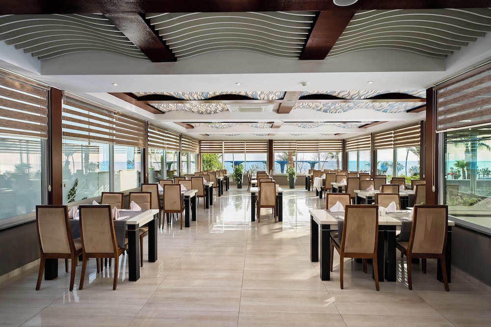 Kaila Beach Hotel 36/50