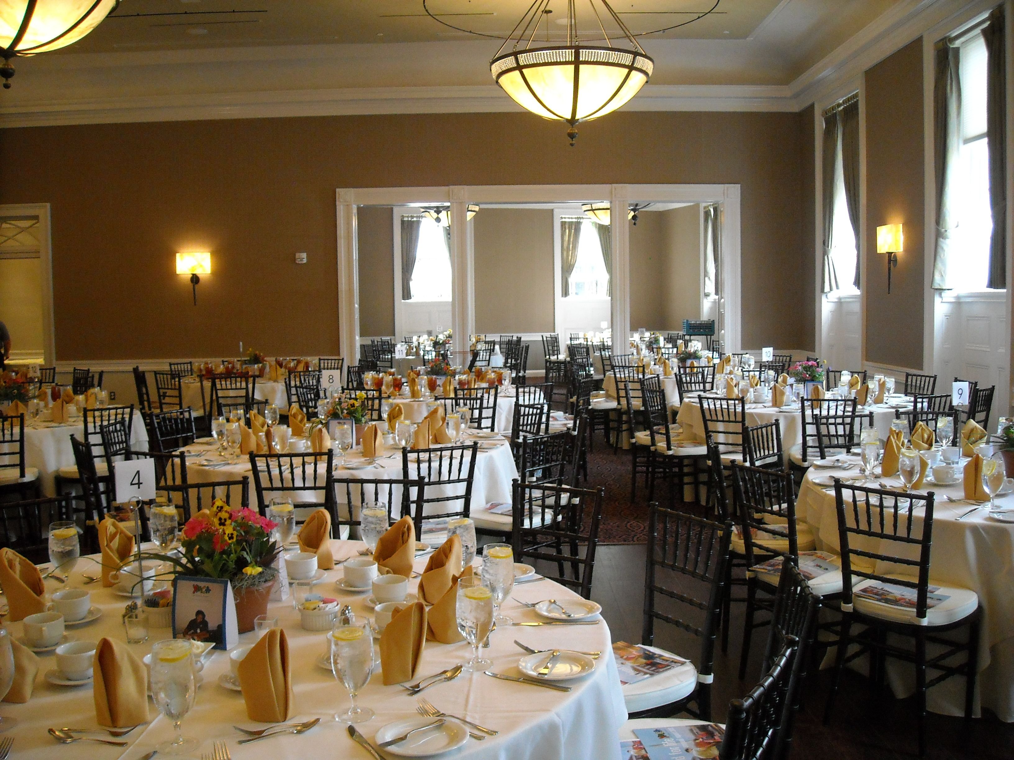 The Tidewater Inn 9/10