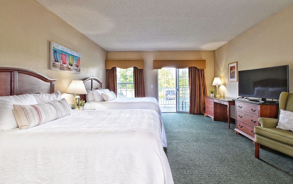 Standard, 2 Queen Beds, Accessible