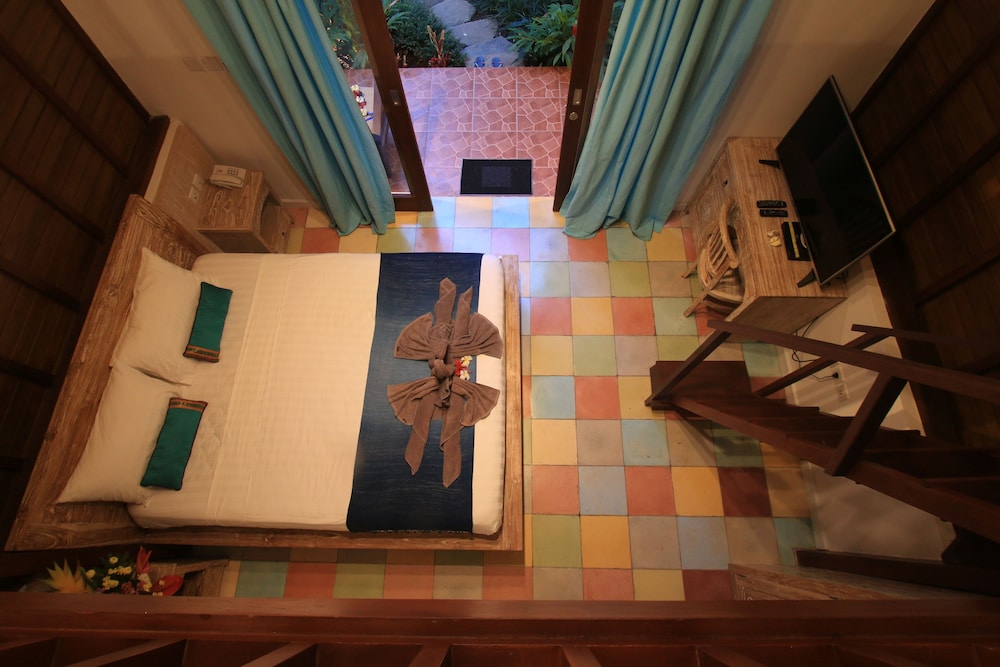 Green Bird Villa 47/68