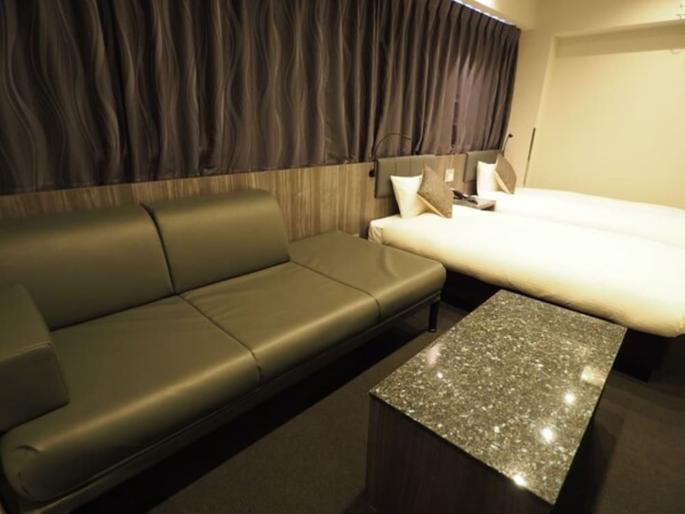 Haneda Inn 39/50