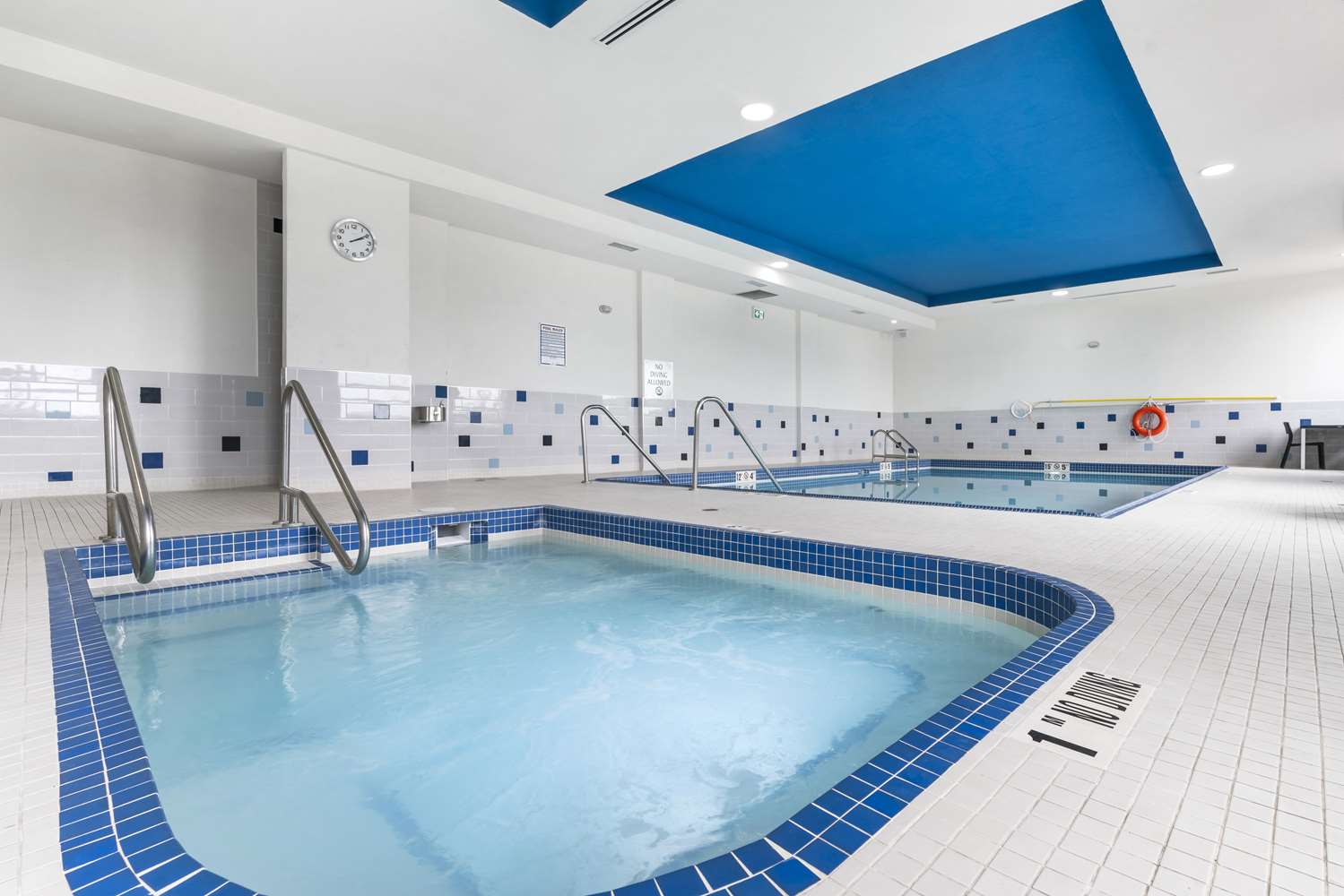 Best Western Premier Route 97 Vernon 29/47