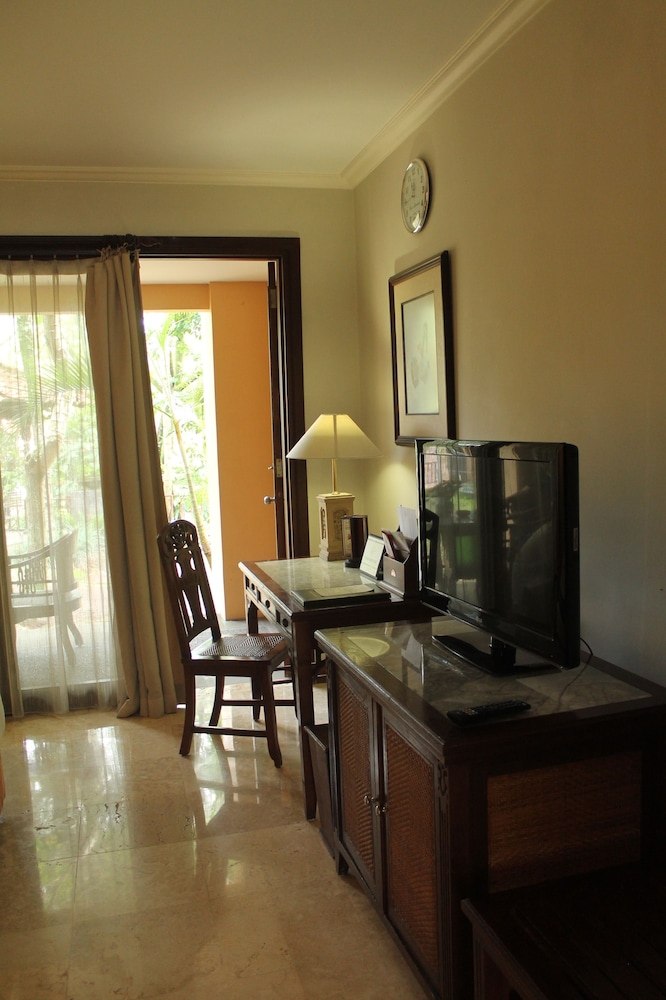 Laras Asri Resort And Spa 40/66