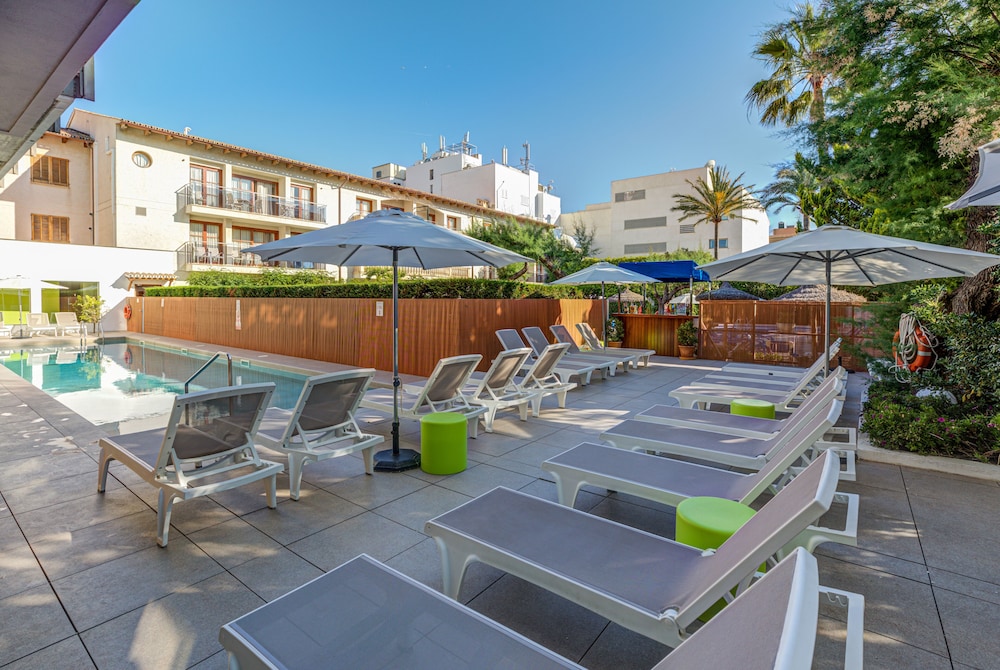 Miramar Hotel 24/34