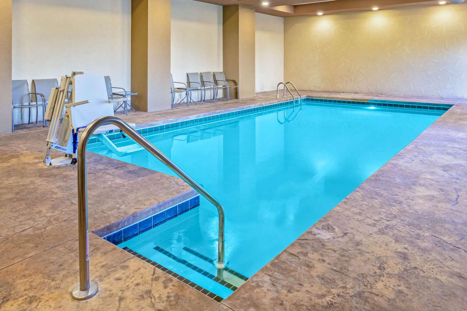 La Quinta Inn & Suites by Wyndham Guthrie 33/47
