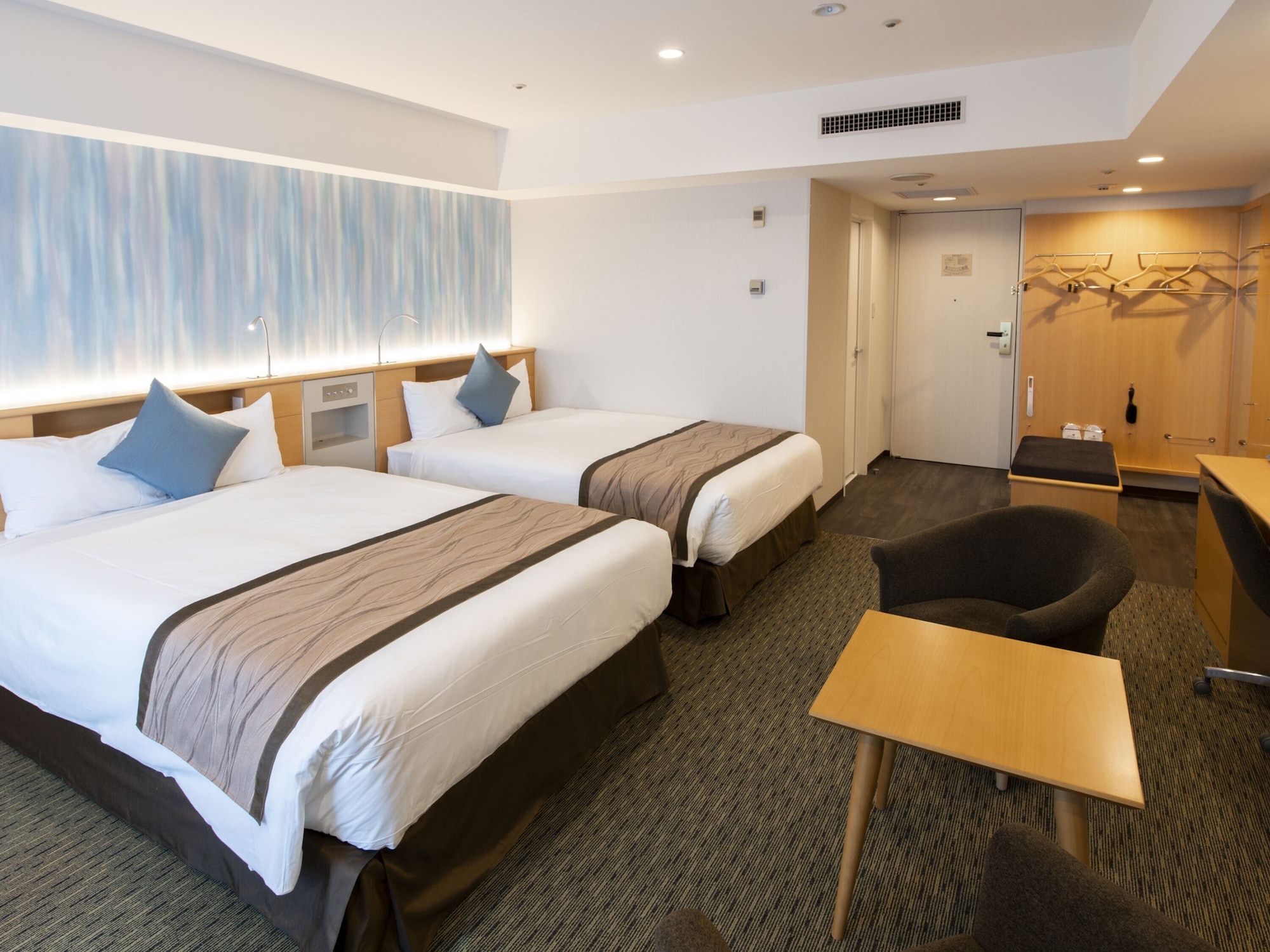 Deluxe, 2 Double Beds, West Wing, Corner
