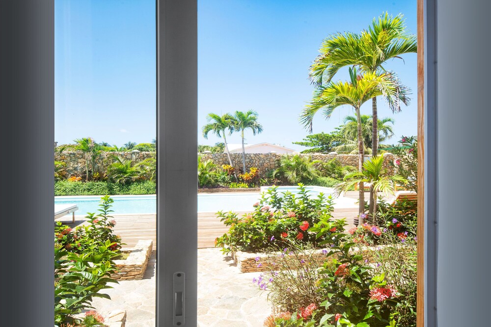 Naboo Resort & Dive Center - Adults Only 48/50