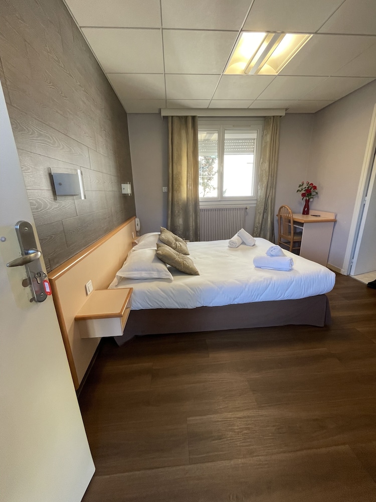 COMFORT, DOUBLE BED
