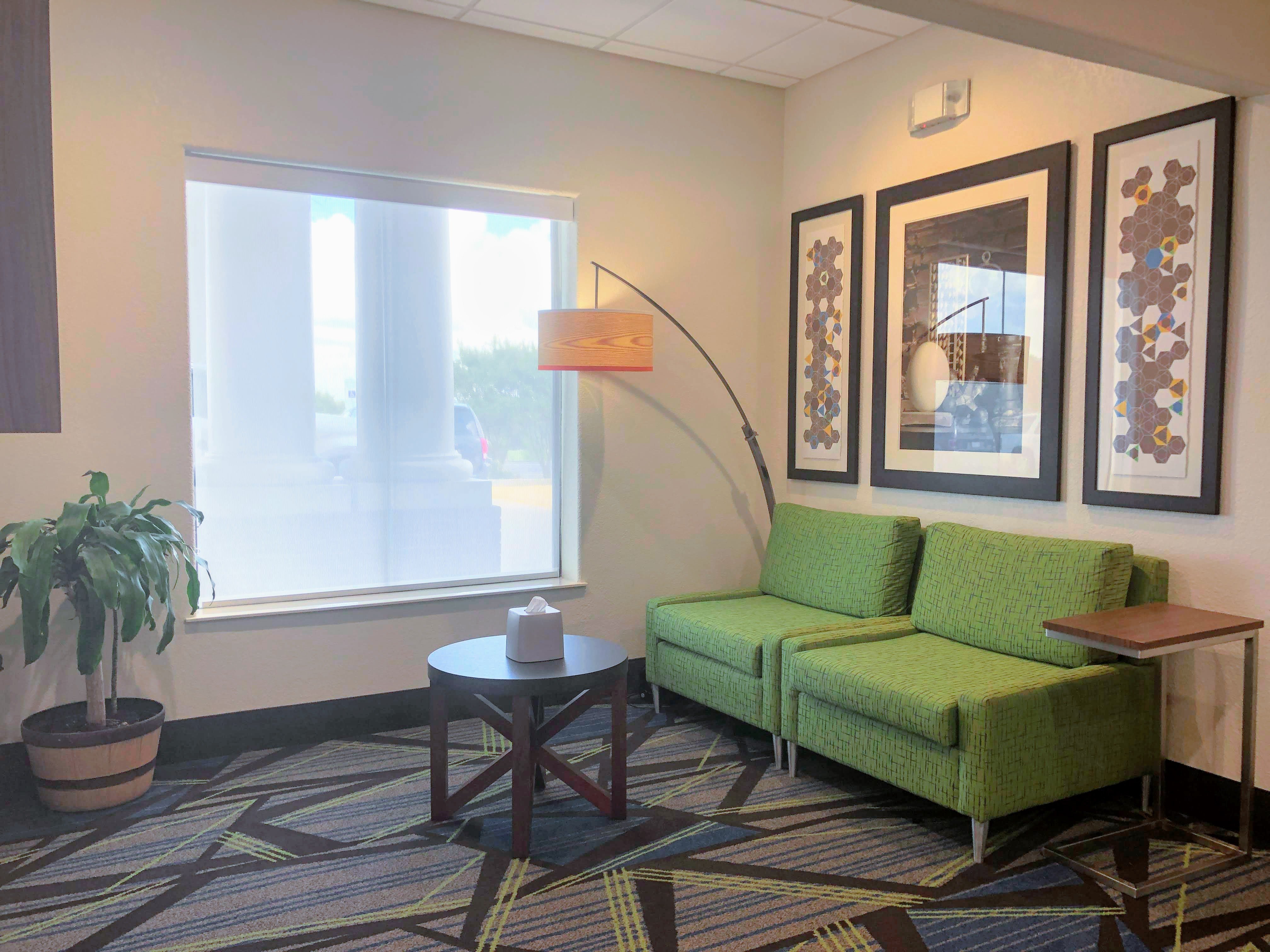 Holiday Inn Express Suites Hearne 29/49