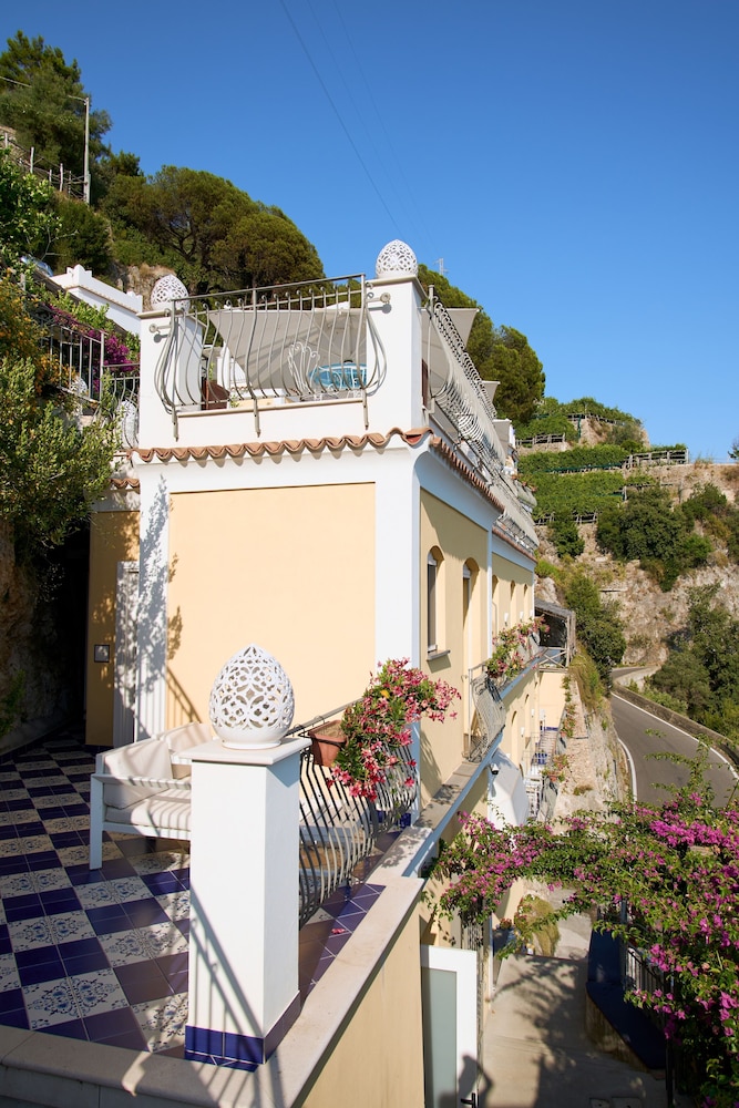 Villa Pandora 4/69