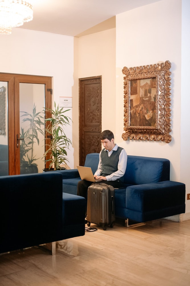 Hotel Carrera Ex Thunderbird Hotels Carrera 42/64