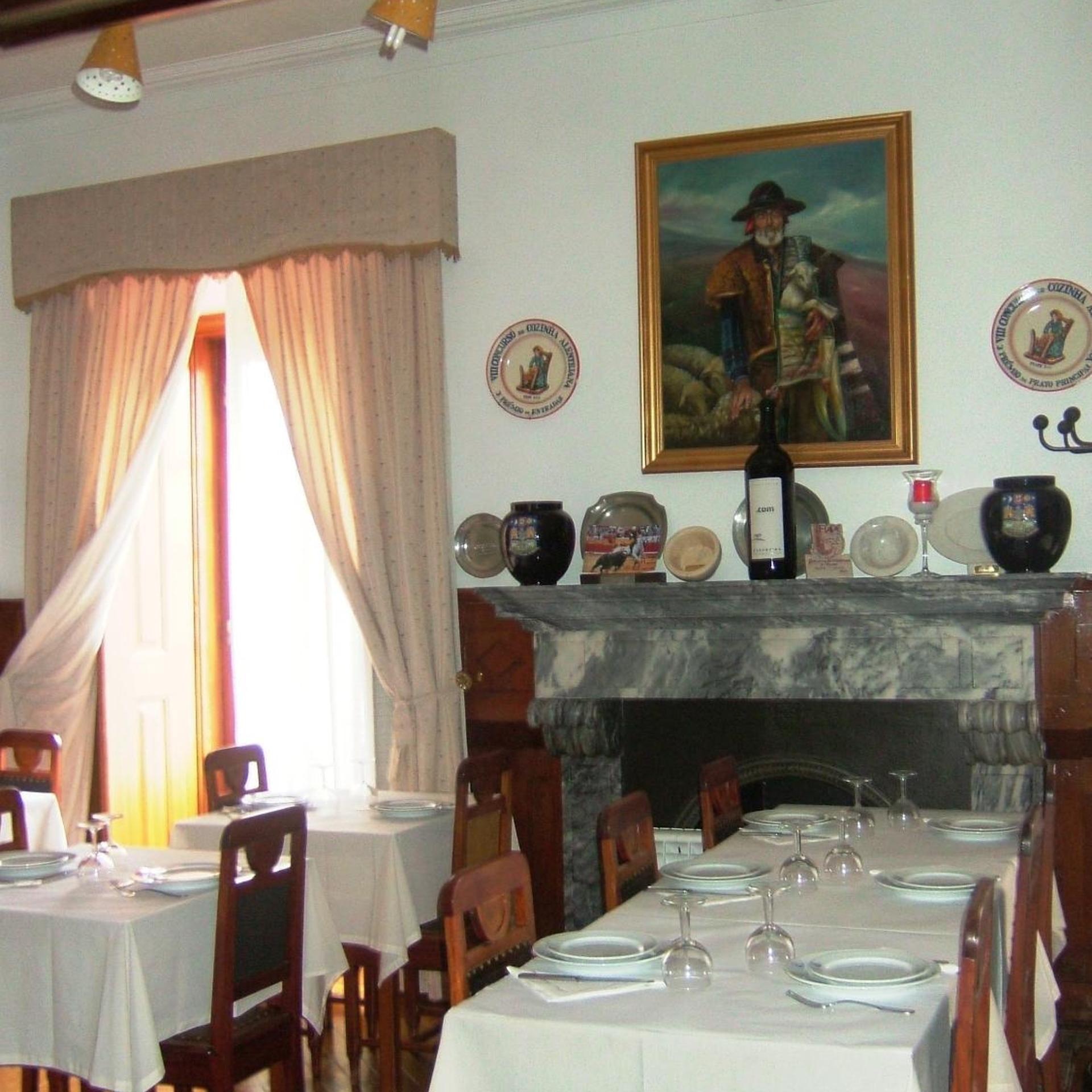 Alentejano Low Cost Hotel 10/50