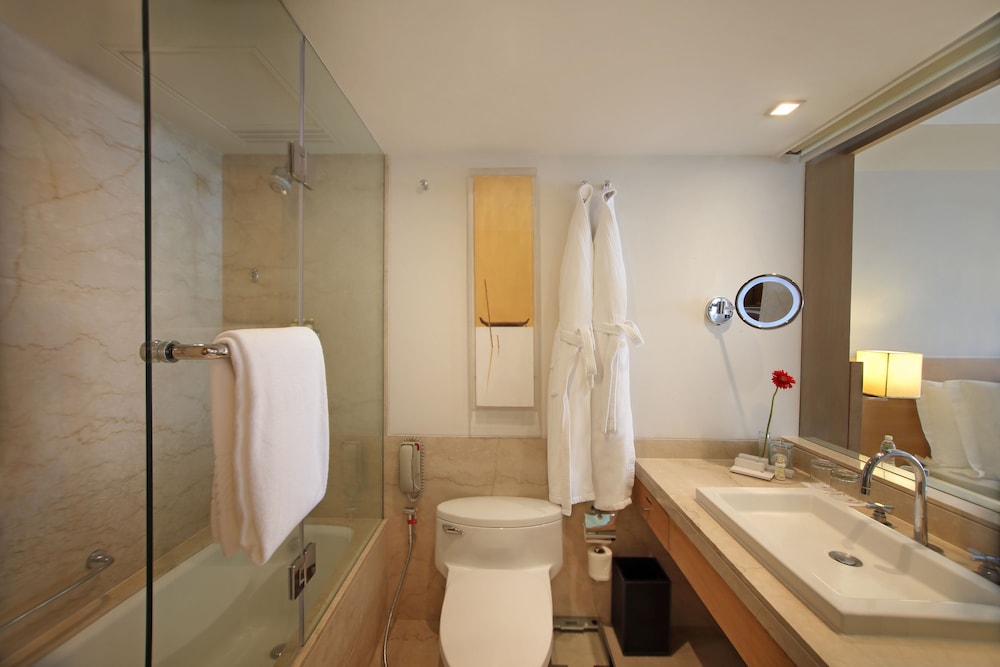 Trident Nariman Point 48/50
