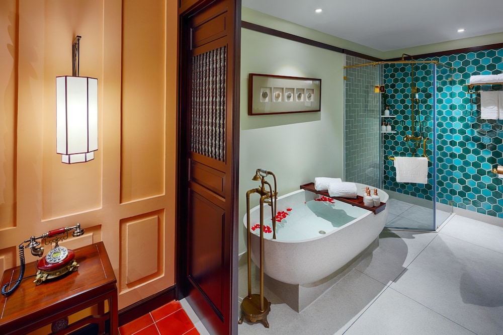 Little Riverside A Luxury Hotel & Spa 49/50