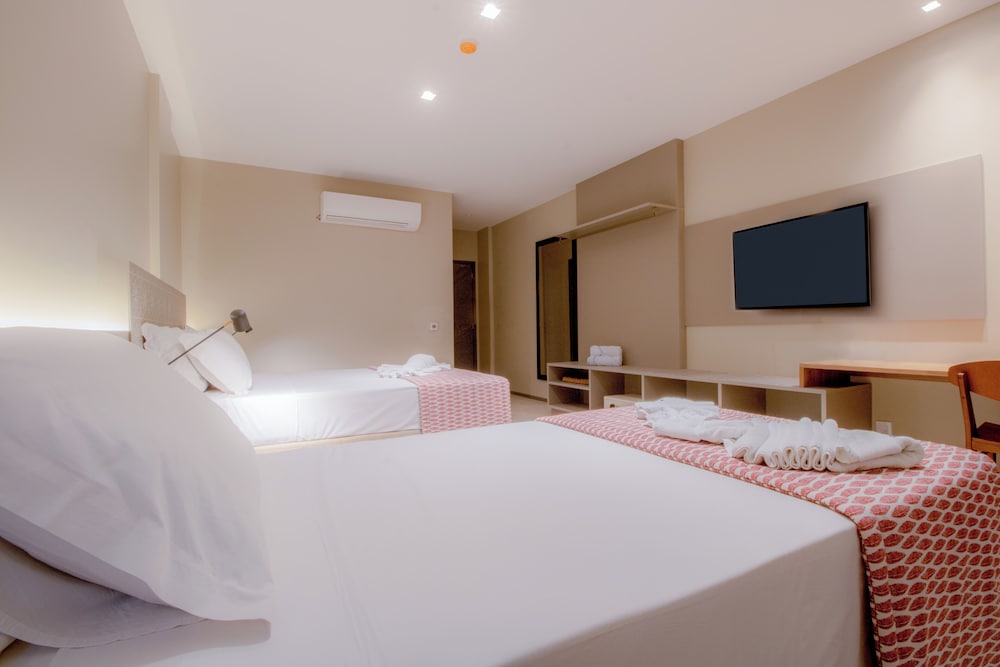 SUPERIOR, 1 DOUBLE AND 1 SINGLE BED, SIDE SEA VIEW