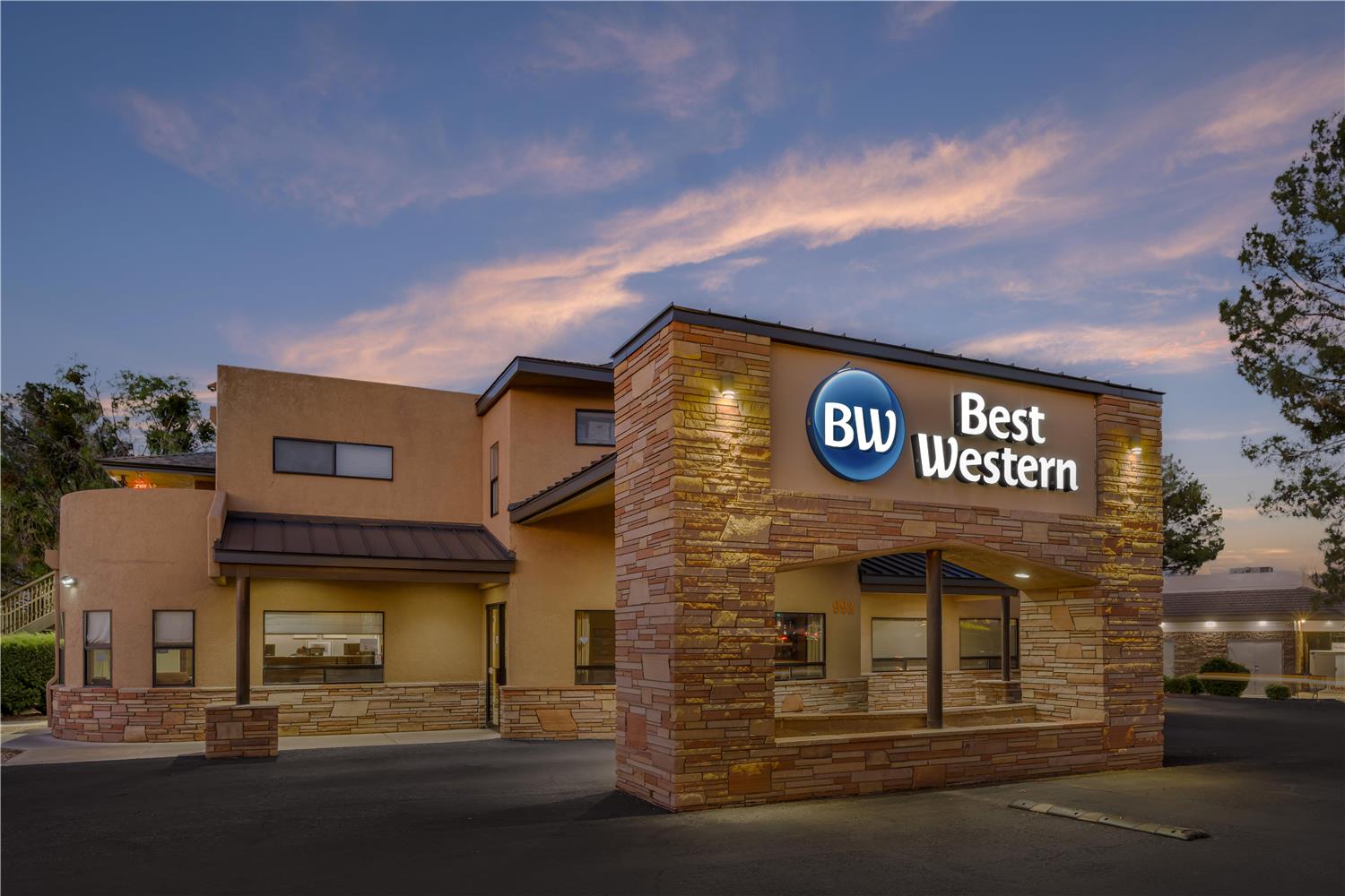 Best Western Cottonwood Inn 4/18