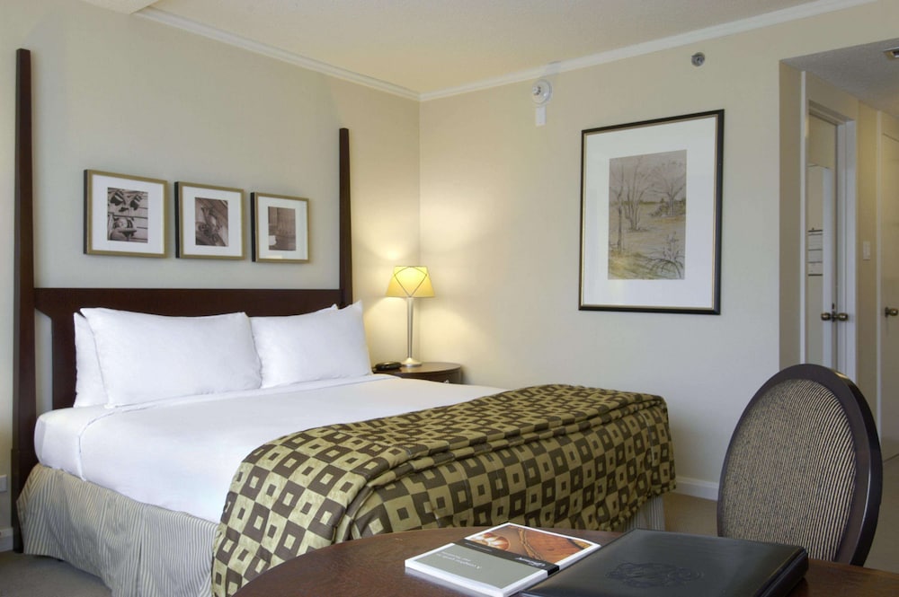 Fairmont Winnipeg 10/69