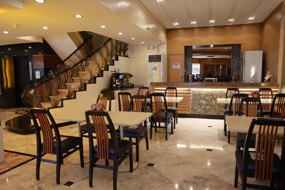 Palm Hotel Manila 33/38