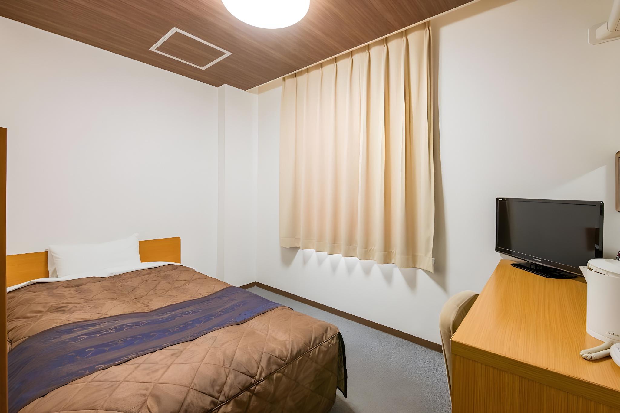 Semi Room, Standard, Semi Double Bed, Private Bathroom