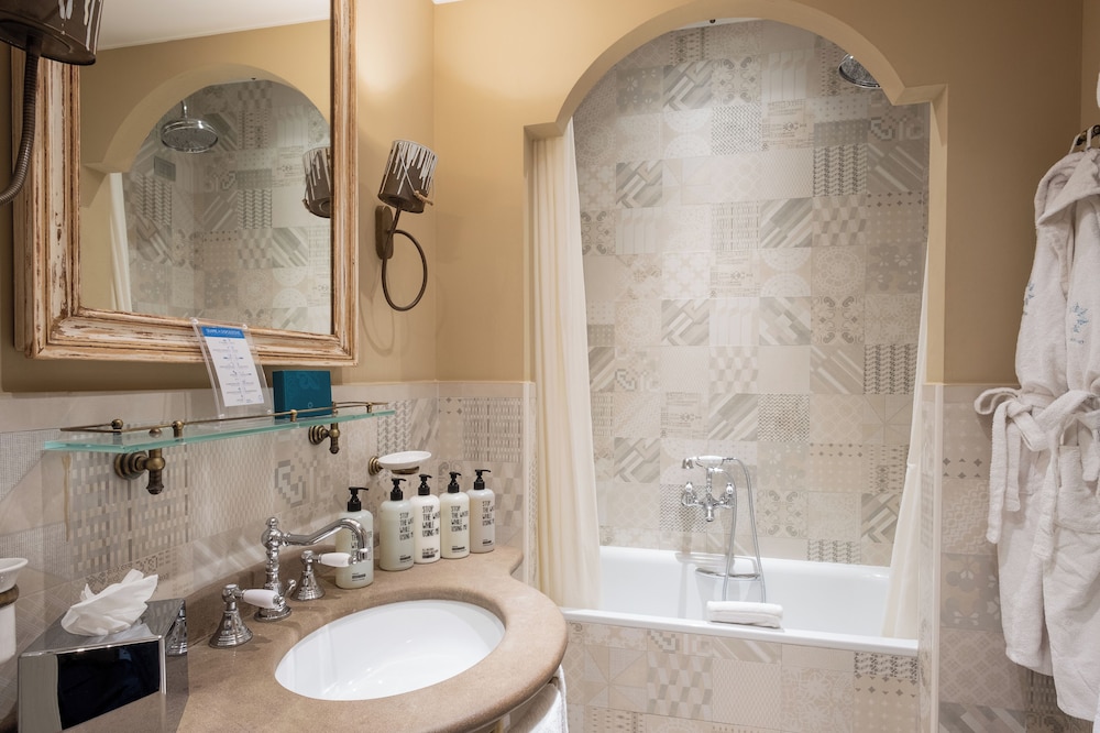 Hotel Ville sull Arno - Preferred Hotels & Resorts 75/77