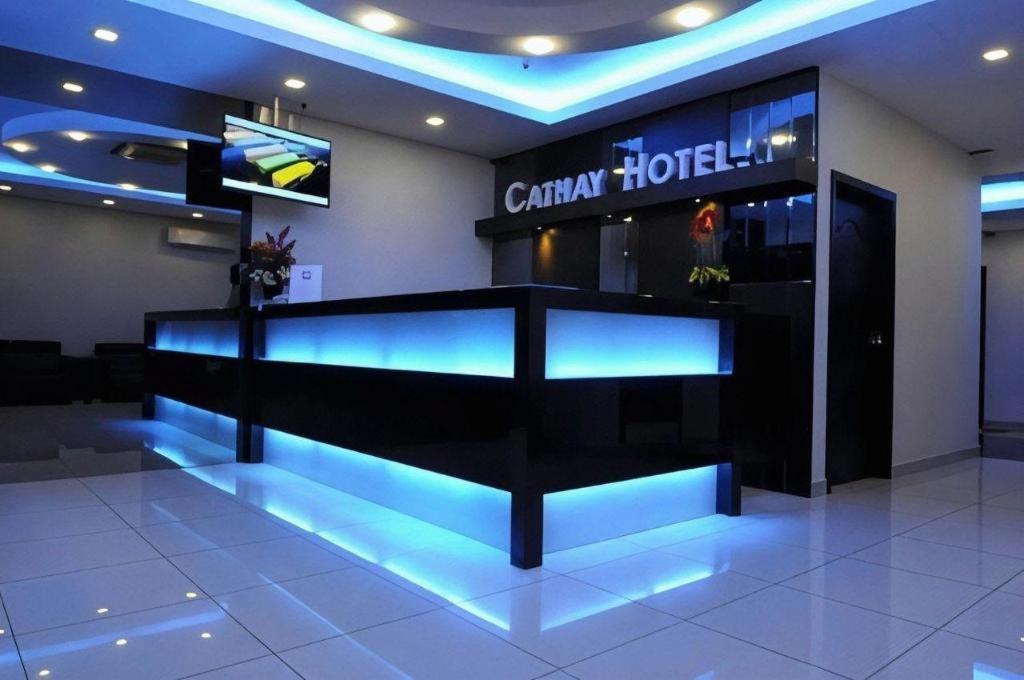 Cathay Hotel 13/50