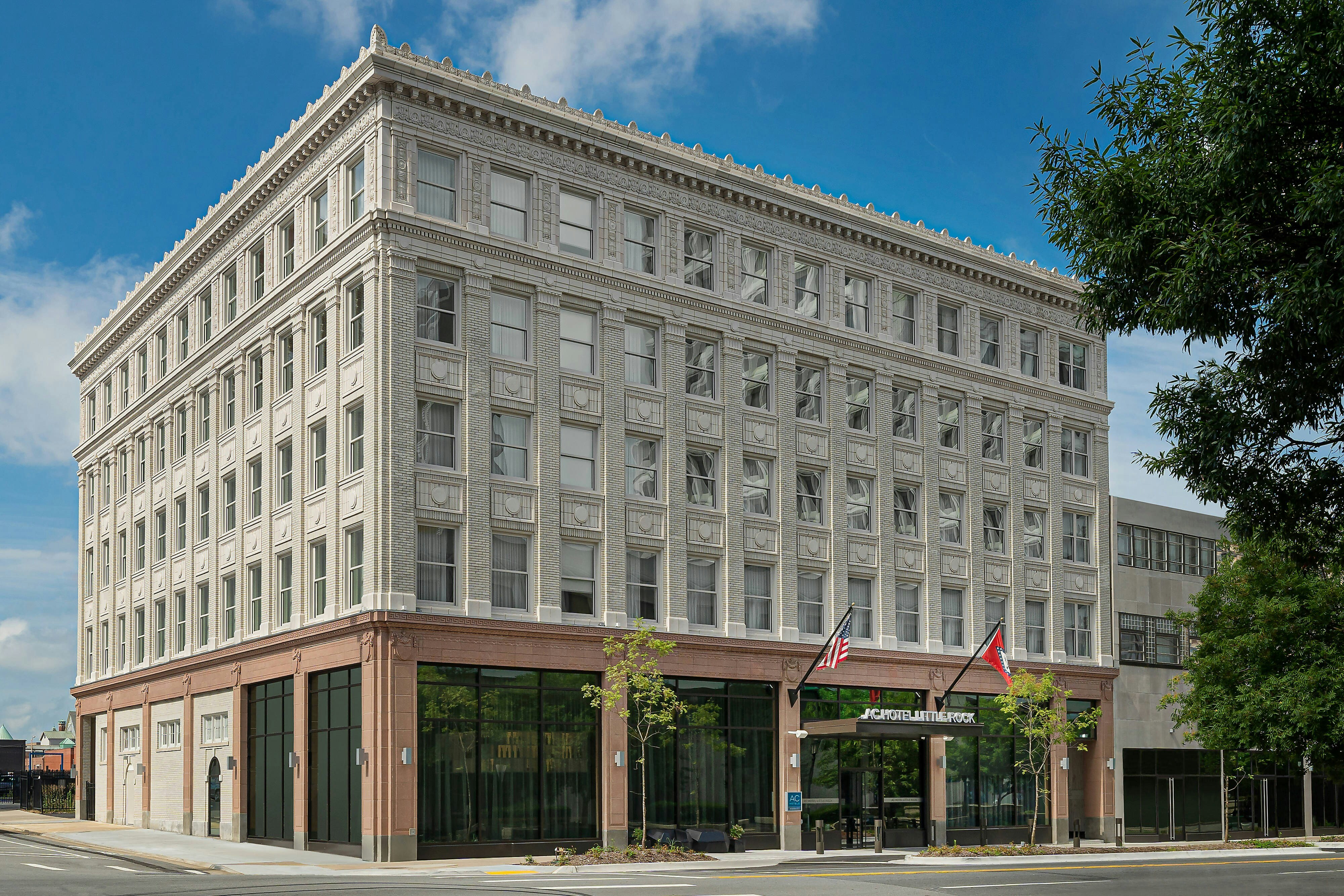 AC Hotel by Marriott Little Rock Downtown 2/22