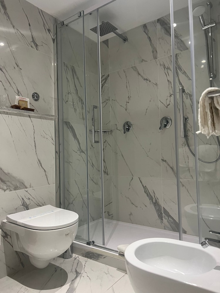 Hotel Garda Roma 57/60