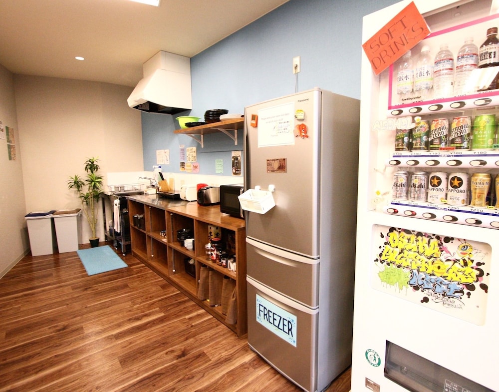 Osaka Guesthouse Nest 9/68