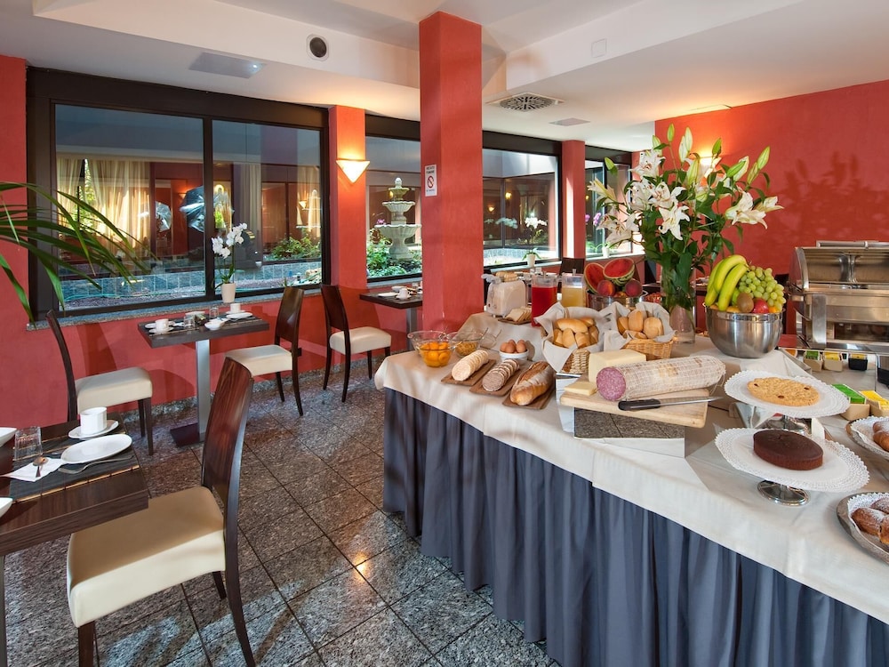 Hotel Comtur 50/62