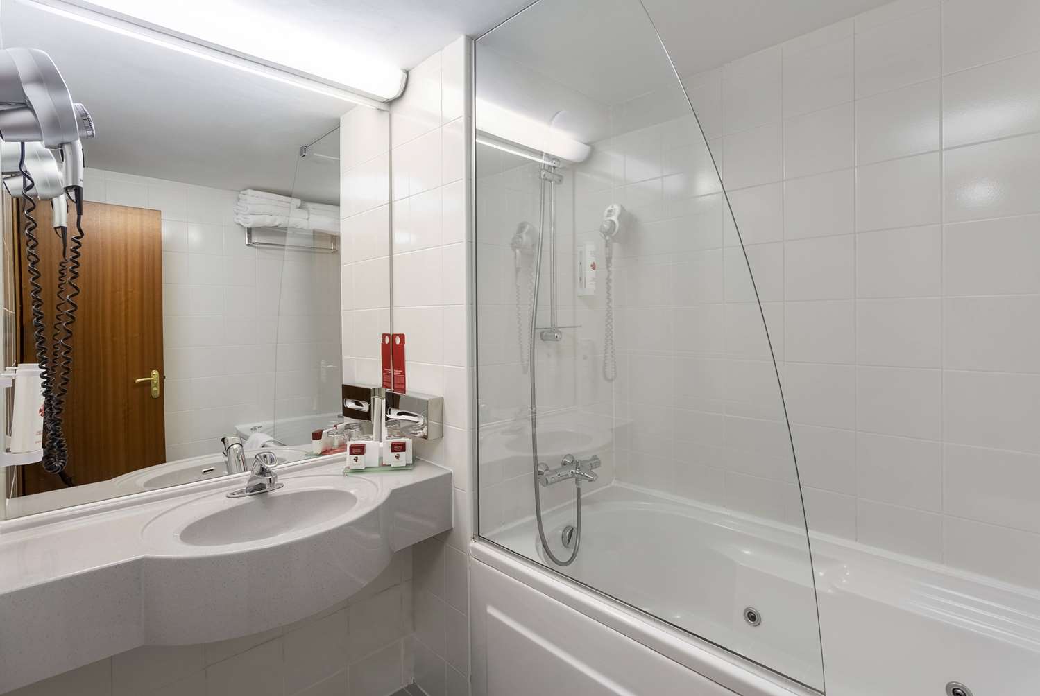 Ramada by Wyndham Bucharest Parc 48/49