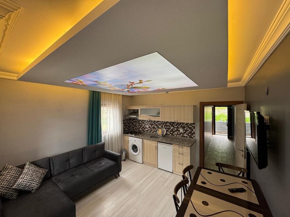 Ozbek Suit Otel 40/58