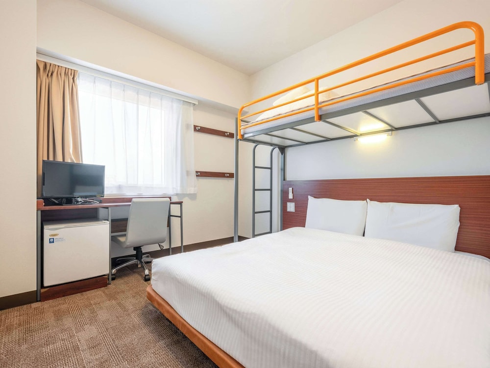 Standard, 1 Double and 1 Single Bed, Loft Bed
