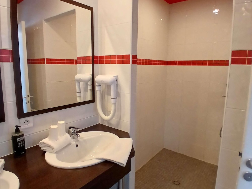 Ibis Styles Segre 54/58