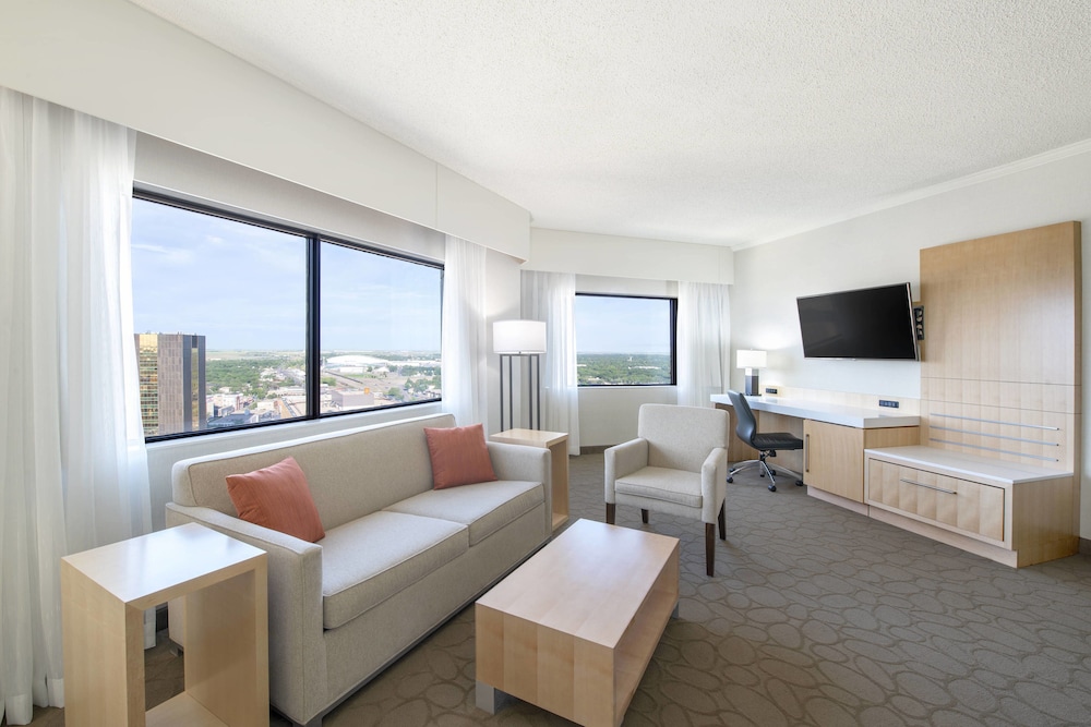 Delta Hotels By Marriott Regina 38/66
