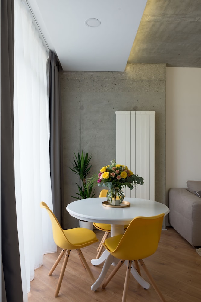 Novum Aparthotel 55/69