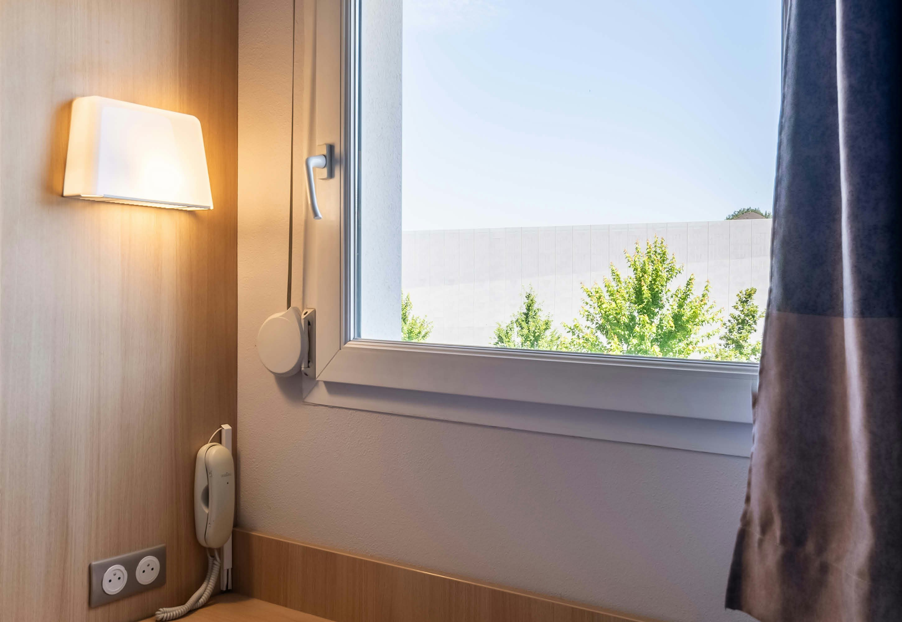 B&B Hotel Saint Etienne Monthieu 49/55