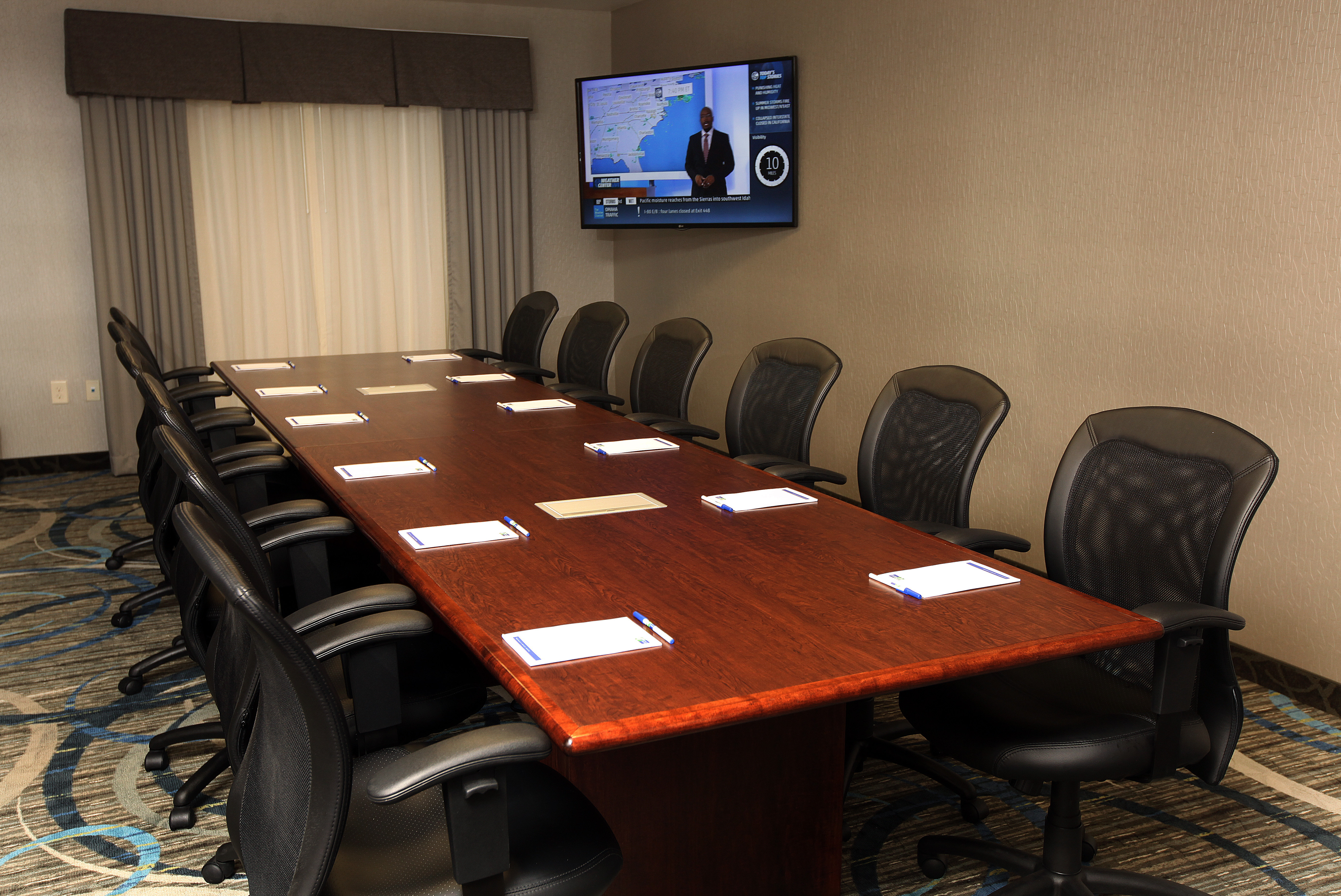 Holiday Inn Express Ralston Arena Area 16/19