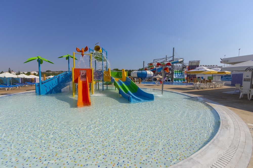 TOFINIS HOTEL 47/54