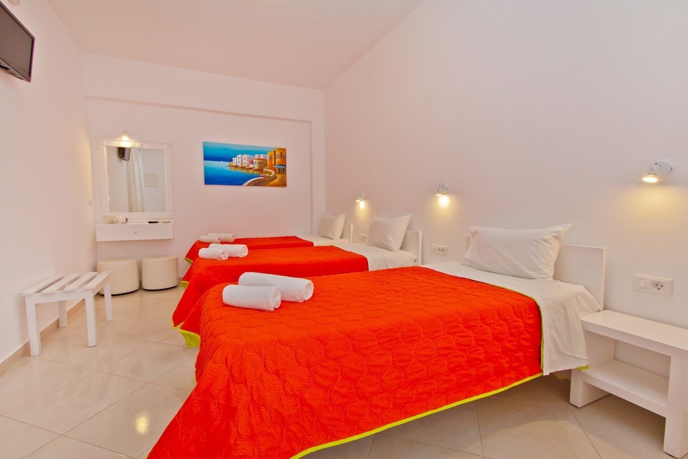 Milena Hotel 6/45